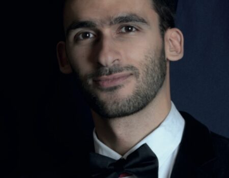 Арно Хачерян. Французский хор на Ольхоне