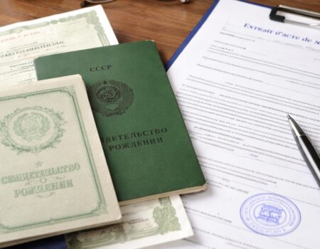 ПРИСЯЖНЫЙ ПЕРЕВОДЧИК ВО ФРАНЦИИ: ЗАЧЕМ ОН НУЖЕН И ГДЕ НАЙТИ РУССКОЯЗЫЧНОГО СПЕЦИАЛИСТА